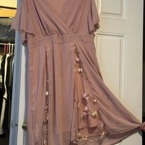 Elegant Pink Floral Embroidered Dress